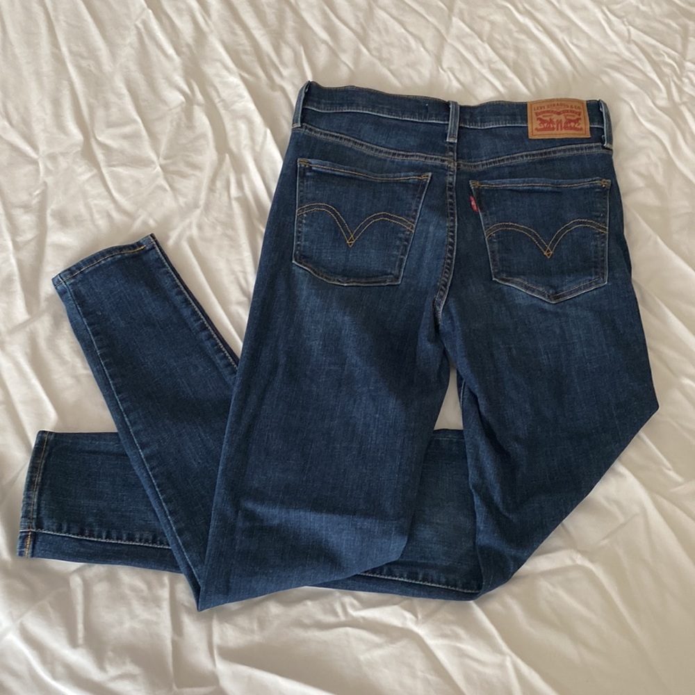 Levi’s Mile High Super Skinny size 28